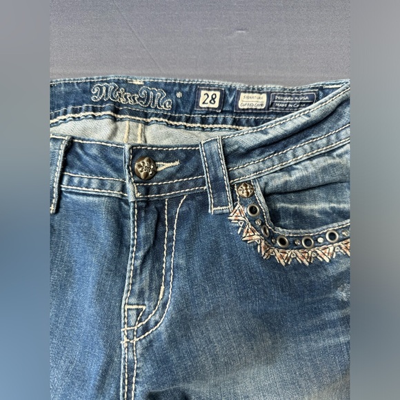 Miss Me Signature Cuffed Capri Jeans Size 28 - Picture 2 of 6